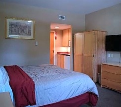 Двухместный номер Standard двуспальная кровать в Hillside Inn