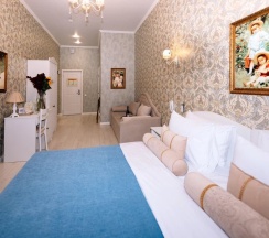 Бизнес с кондиционером (до 4-х человек, Джуниор Сюит) в Catherine Art Hotel