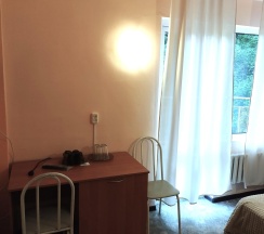 2-комнатный номер стандарт с 2 односпальными и 1 двуспальной кроватью в Пальма