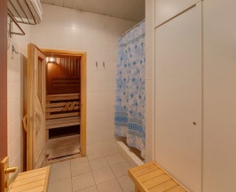 Шестиместный коттедж с сауной в Айвенго