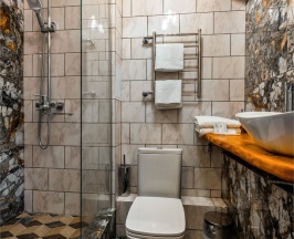 Комфорт с двуспальной кроватью в Владимирский