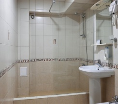 Стандарт Улучшенный 2-х местный 2-х комнатный с балконом в Альфа