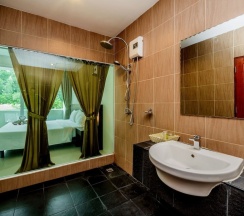 Двухместный номер Deluxe Pool View двуспальная кровать в L'esprit de Naiyang Beach Resort
