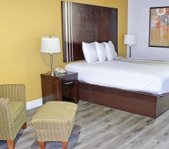 Двухместный номер Standard 2 отдельные кровати в Palacio Royale Inn Houston NW Beltway 8