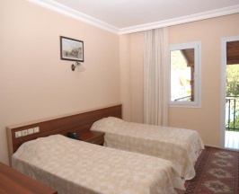 Трёхместный номер Standard в The Tower Hotel