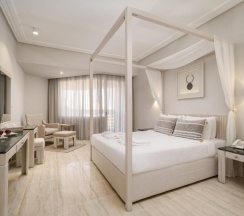 Двухместный номер Deluxe двуспальная кровать в Sindbad Club Aqua Hotel & Spa