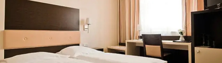 Двухместный номер Small двуспальная кровать в Bristol Hotel Frankfurt
