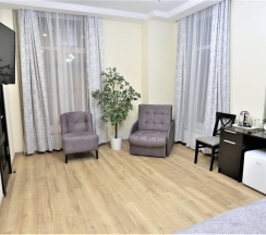 Трёхместный номер Deluxe в Семимостье