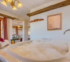 Люкс в Fidanka Hotel