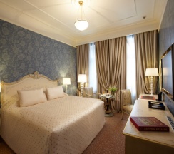 Двухместный номер Коллекшен Супериор (2 отдельные кровати) в Radisson Collection Москва