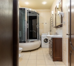 Семейный (Трехкомнатный 4-х местный номер с кухней без балкона) в Odeon