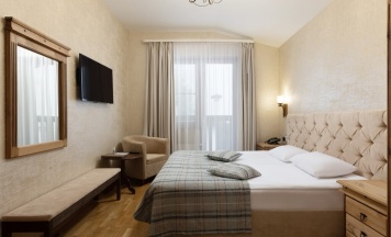 Двухместный номер Standard с балконом 2 отдельные кровати в Роза шале