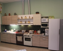 Кровать в 4-местном общем номере #11 в Наш