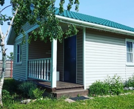 Коттедж с красивым видом из окна в Марфино