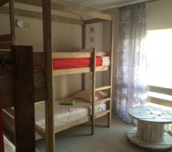 Кровать в 6-местном общем мужском номере №1 в Origin hostel