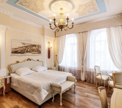 Номер делюкс (с завтраком) в Александровский