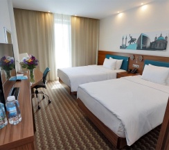 Номер стандарт с 2 односпальными кроватями в Hampton by Hilton Ufa