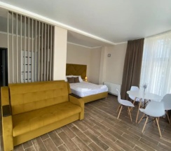 Двухместный полулюкс с красивым видом из окна двуспальная кровать в Радуга