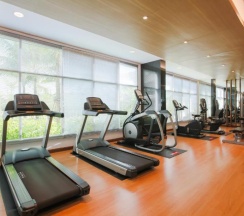 Полулюкс с балконом в W Phuket Residences