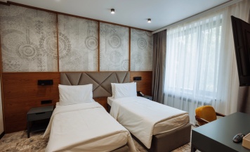 Четырёхместный семейный номер Standard в Aurum Garden Hotel