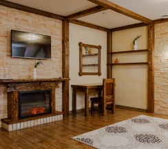 Полу-люкс 24,25 в Русский Двор