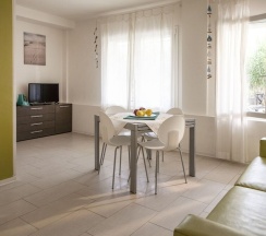 Семейные апартаменты Цокольный этаж c 1 комнатой в Residence Sunrise Cesenatico