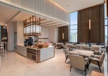 Двухместный клубный номер Standard двуспальная кровать в Le Meridien Bangkok