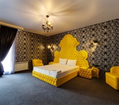 De Luxe в Мартон Boutique