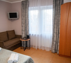 УЛУЧШЕННЫЙ 10 «КОМФОРТ ПЛЮС» С ТЕРРАСОЙ ЧЕТЫРЕХМЕСТНЫЙ НОМЕР С КРОВАТЬ DBL, ДВУСПАЛЬНЫМ ДИВАН НА 2 ЭТАЖЕ в Цитрус