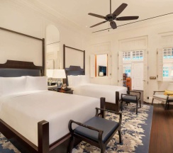Люкс Courtyard в Raffles Singapore