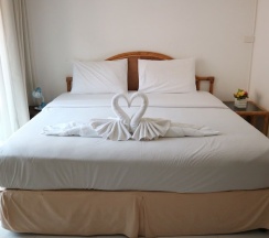 Трёхместный номер Comfort с балконом в Sunshine Guest House