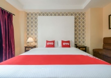 Номер Premier в OYO 316 Cozy Rooms at Reader's