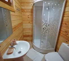 Двухместный номер Standard с балконом двуспальная кровать в Изба