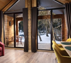 ДОМ-ШАЛЕ С ВИДОМ НА РЕКУ в Миррос Axis-River Архыз