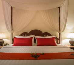 Люкс c 1 комнатой с балконом в Angkor Palace Resort & Spa