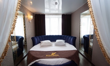 Люкс в Royal-Hotel