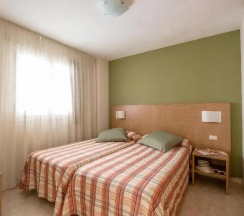 Двухместные апартаменты c 1 комнатой (2 отдельные кровати) в Apartamentos California