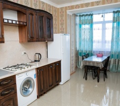 М.Горького 85Б. 1-комн.кв., 7-этаж, 110 в АнтиОтель