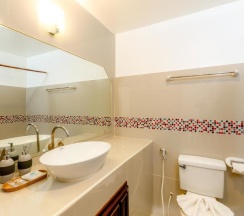 Семейный люкс в Club Bamboo Boutique Patong Beach Resort