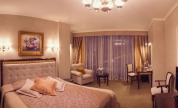 Делюкс в Высоцкий