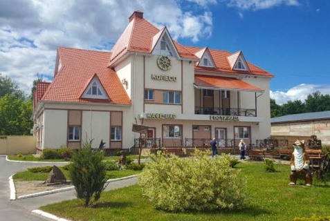 Батрак: Отель Колесо