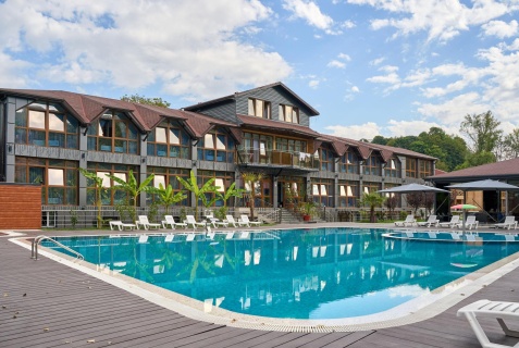 Каменномостский: Отель Белла