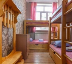 Кровать в общем номере (женский номер) в Турали