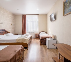 Четырехместный номер стандарт в Avsteria