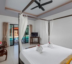 Двухместный номер Deluxe (двуспальная кровать) в Phuketa Hotel Phuket Town