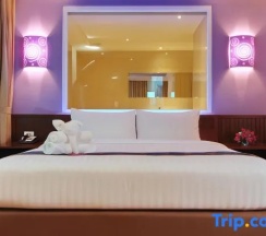 Люкс Deluxe в Hotel Mermaid Bangkok