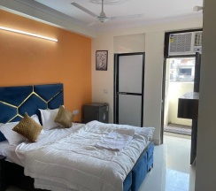 Двухместный номер Deluxe двуспальная кровать в Roomshala 123 Happy Homes Saket