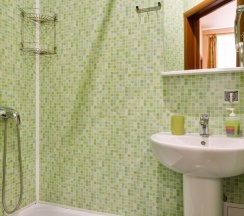 Двухместный номер с 2 двумя отдельными кроватями и собственной ванной комнатой в Аллан