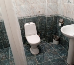 Комната стандарт улучшенная с 2 односпальными кроватями и балконом в Адлерский