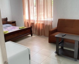 Люкс с 2 комнатами в Маяк